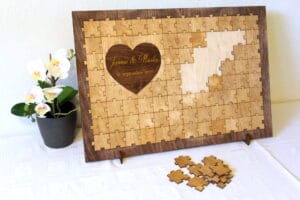 Gæstebog i træ puslespil