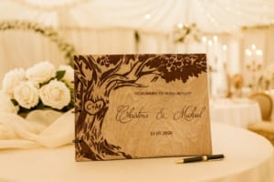 Gæstebog - Kærlighedens træ