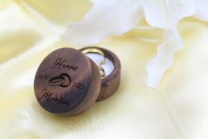 Ringæske Sammenflettede ringe 'Rund'