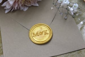 Lakstempel - Cirkel og initialer