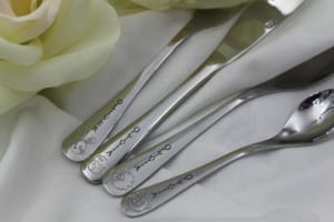 Babybestik med navn 4 dele - Sølv look