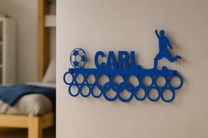 Fodbolddreng i stål