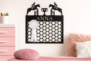 Spring – Rosette holder med Navn