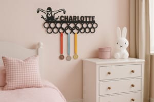 Medaljeholder – Butterfly Svømmer Kvinde – Vælg selv design